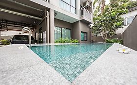 ไลค์ สุขุมวิท 22